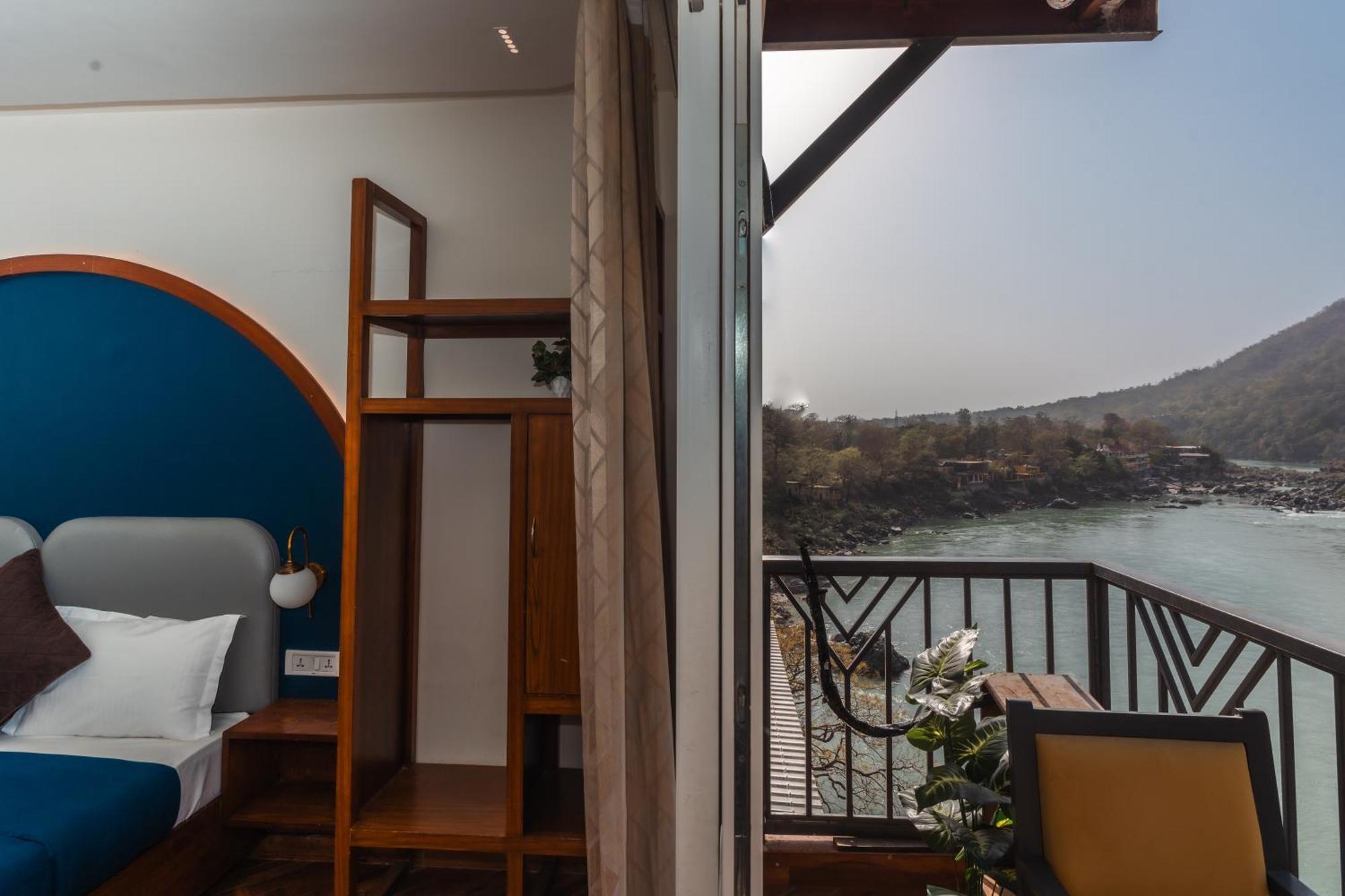 Хостел Joey'S By The Ganges Ришикеш Экстерьер фото